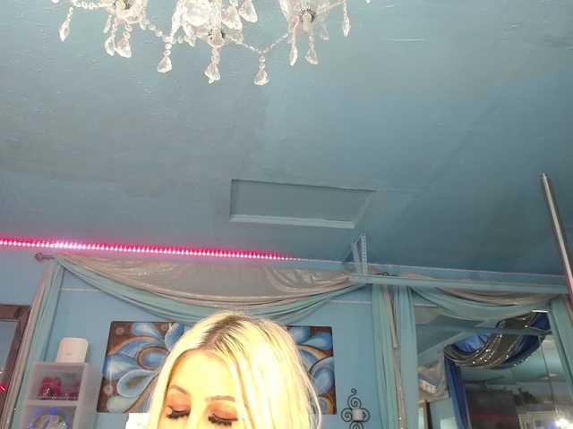 adrianna_fox