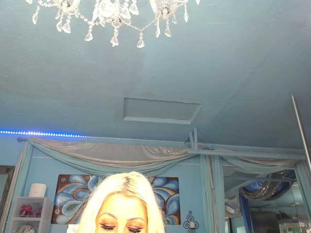 adrianna_fox