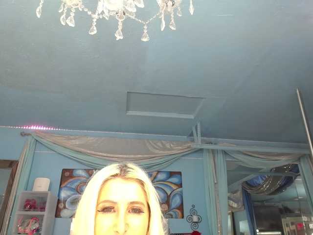 adrianna_fox live cam preview