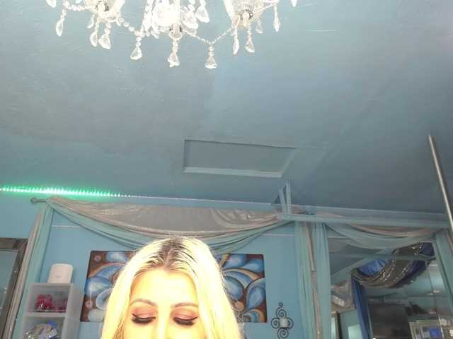 adrianna_fox