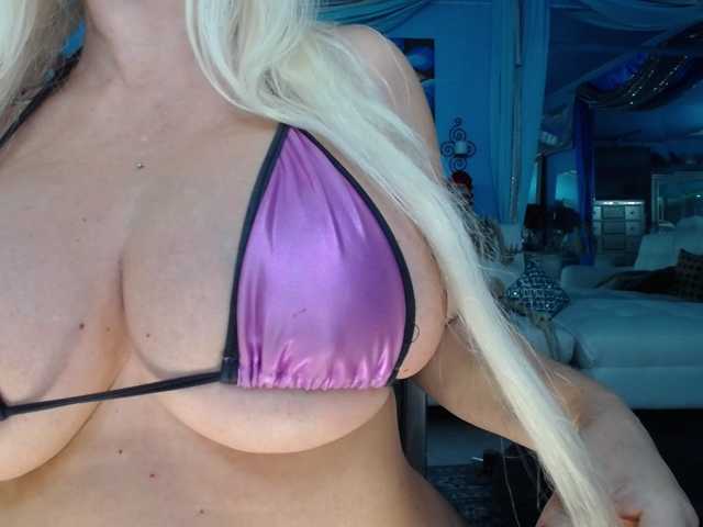 adrianna_fox