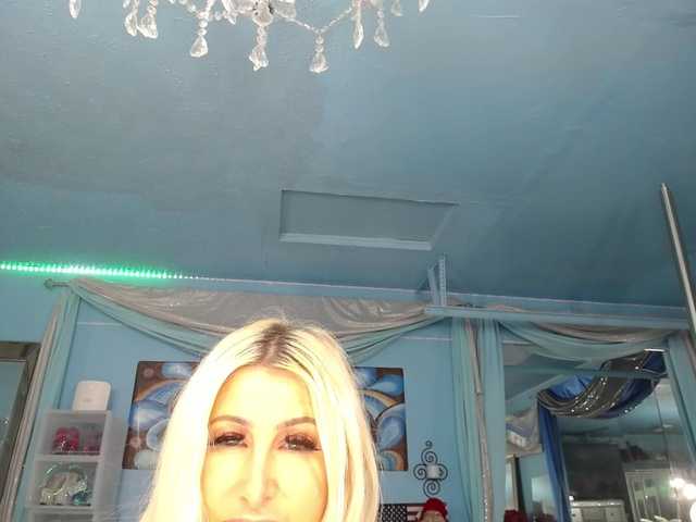 adrianna_fox