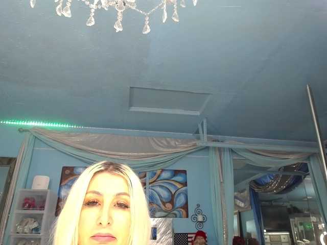 adrianna_fox