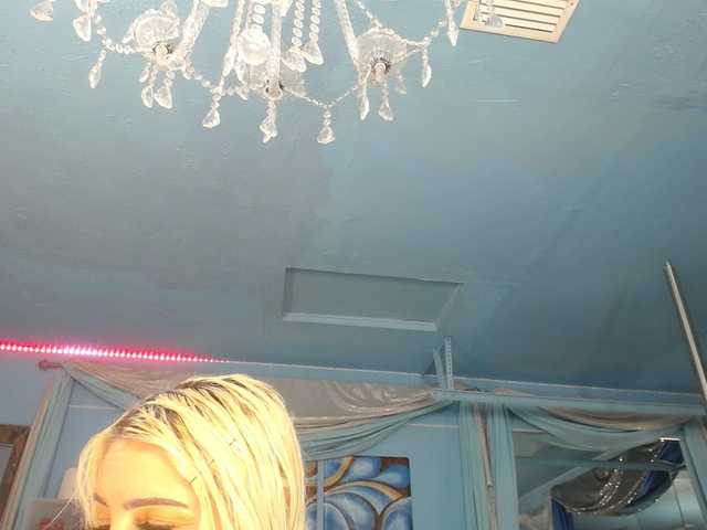 adrianna_fox
