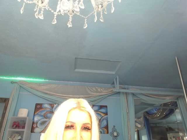 adrianna_fox