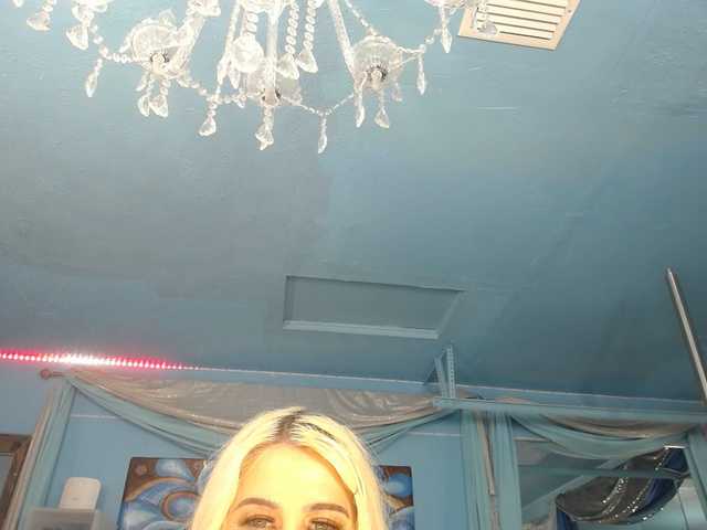 adrianna_fox