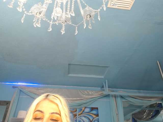 adrianna_fox live sex show