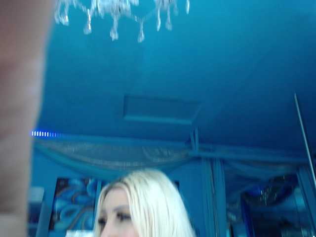adrianna_fox live cam