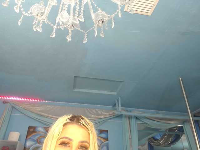 adrianna_fox