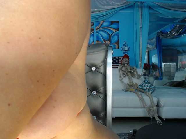 adrianna_fox online