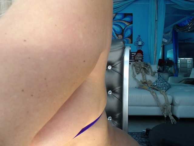 adrianna_fox