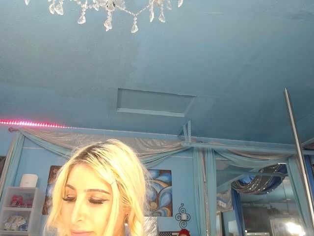 adrianna_fox