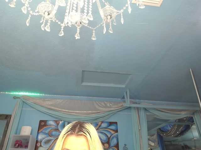 adrianna_fox