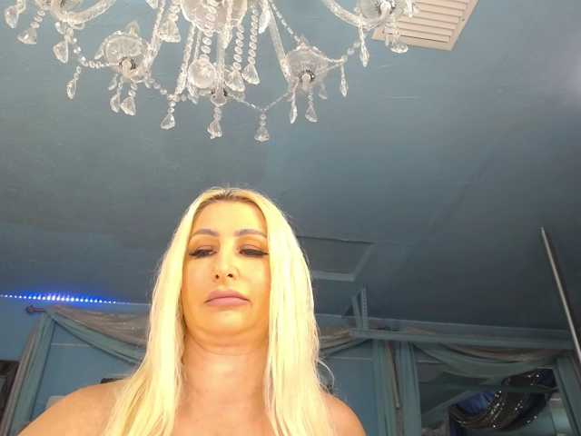adrianna_fox