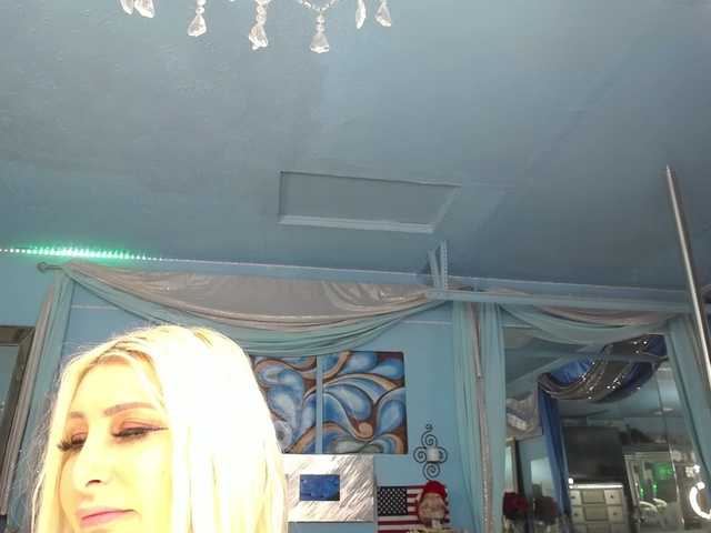 adrianna_fox