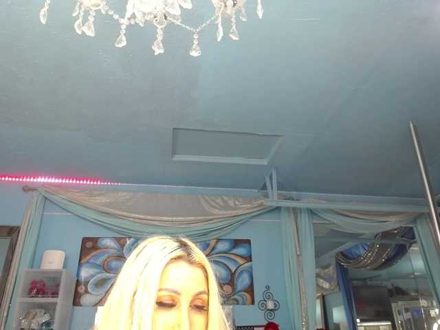 adrianna_fox