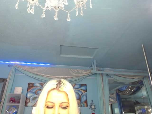 adrianna_fox