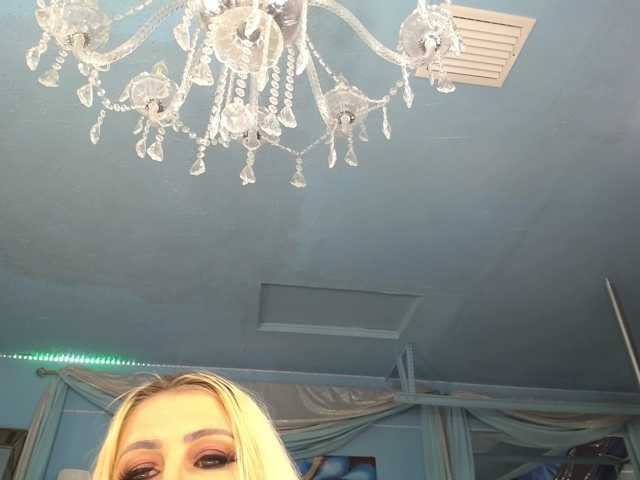 adrianna_fox