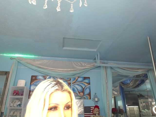 adrianna_fox