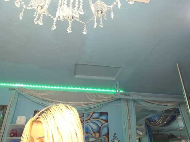 adrianna_fox