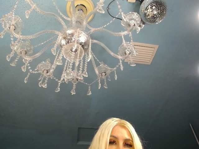 adrianna_fox