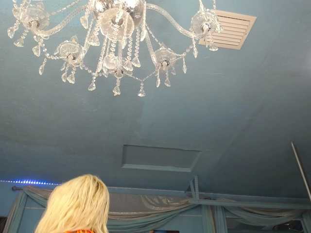 adrianna_fox