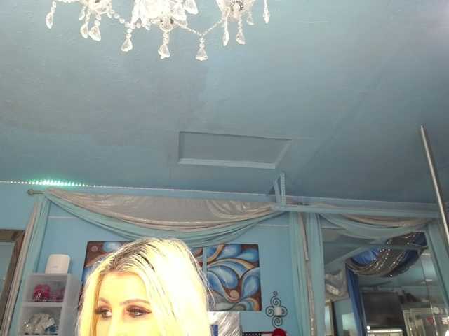 adrianna_fox