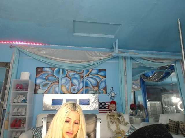 adrianna_fox