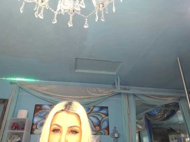 adrianna_fox