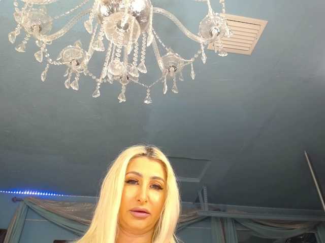 adrianna_fox