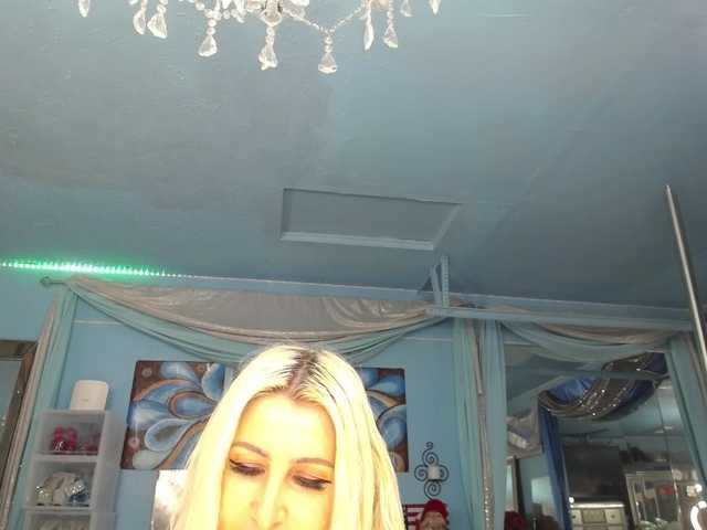 adrianna_fox