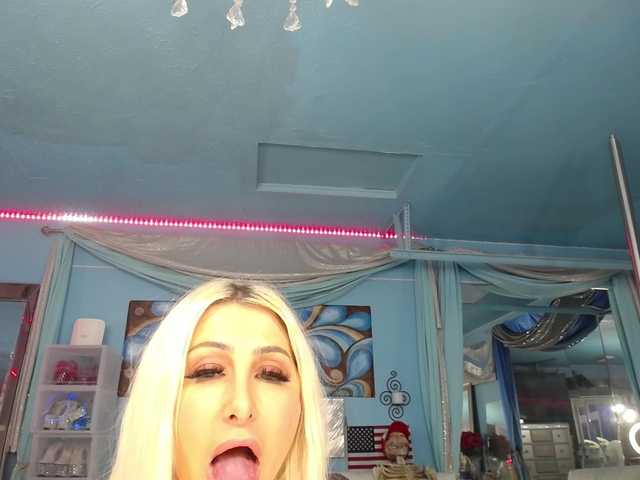 adrianna_fox