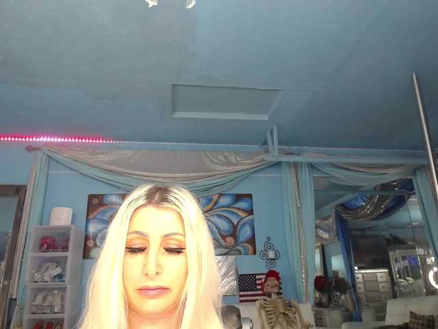 adrianna_fox live cam