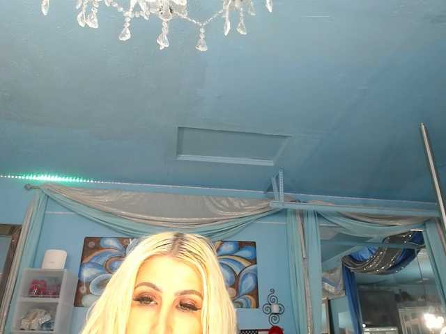 adrianna_fox