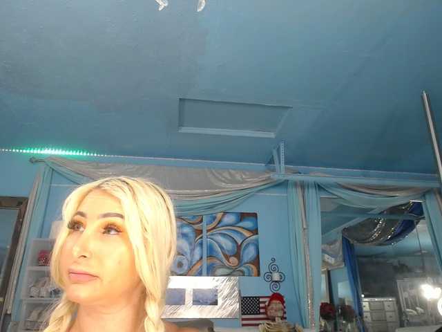 adrianna_fox
