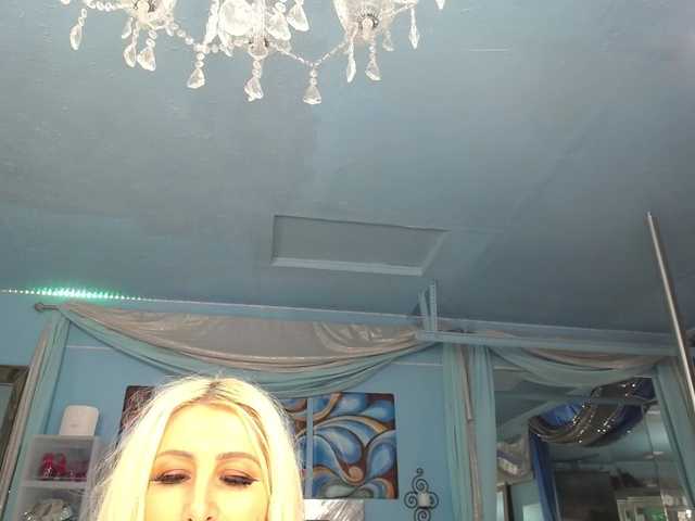 adrianna_fox