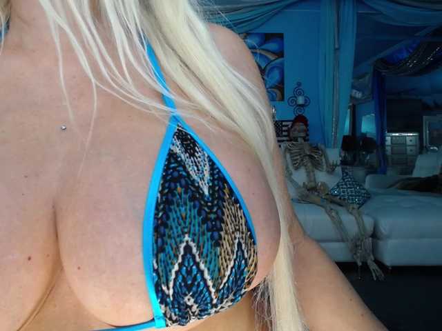 adrianna_fox live cam preview