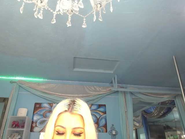 adrianna_fox