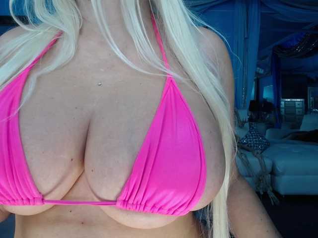 adrianna_fox