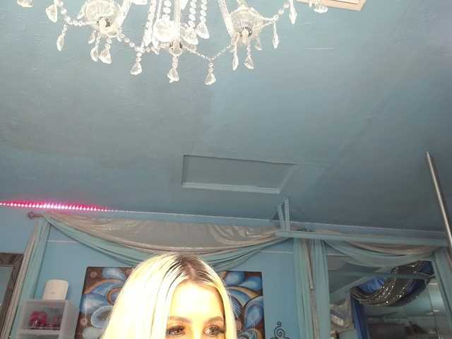 adrianna_fox