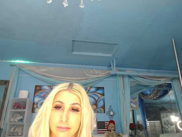adrianna_fox