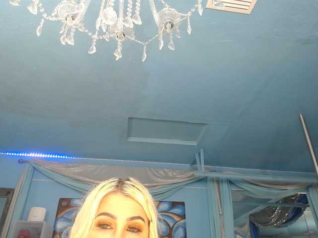 adrianna_fox