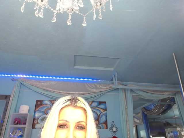 adrianna_fox live cam preview