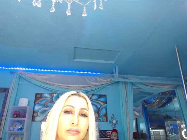 adrianna_fox