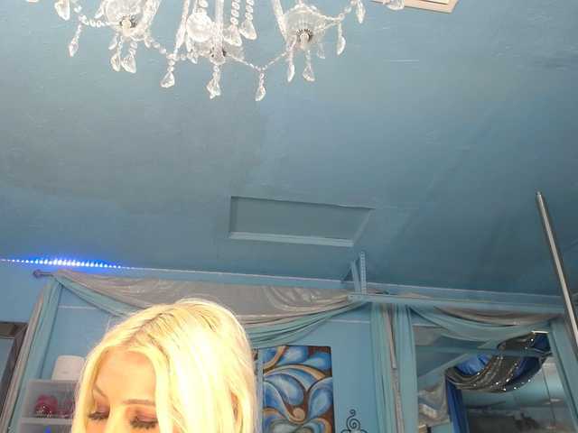 adrianna_fox live sex show