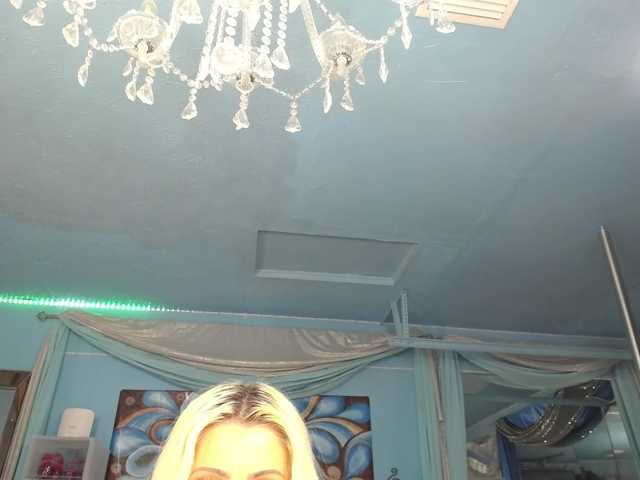 adrianna_fox