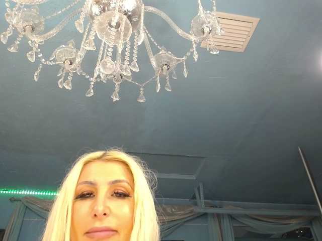 adrianna_fox