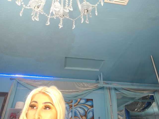 adrianna_fox