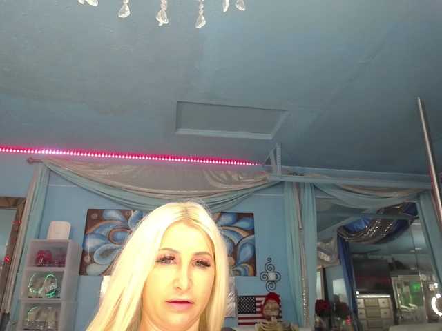 adrianna_fox