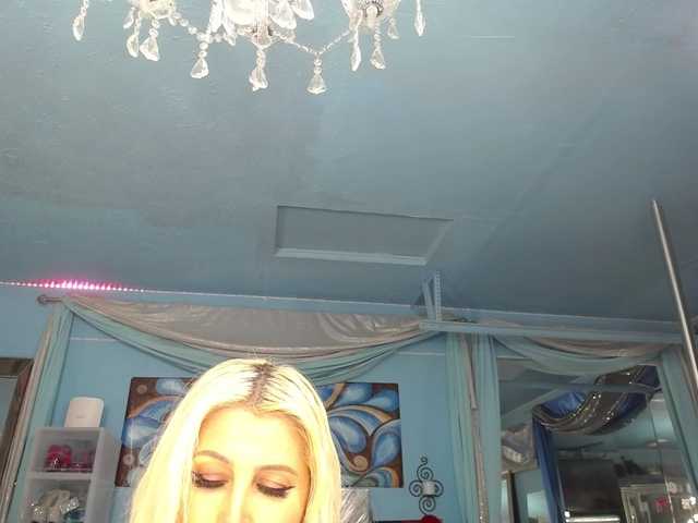 adrianna_fox